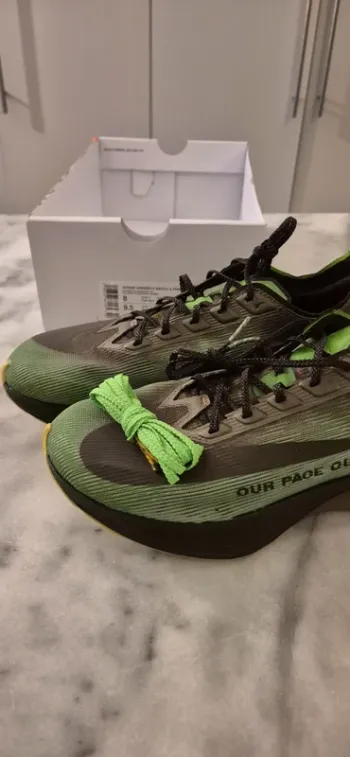 Nike ZOOMX VAPORFLY NEXT% 4 bike d'occasion — image 5 sur 11