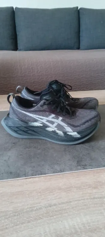Asics Running shoes Running Shoes de segunda mano