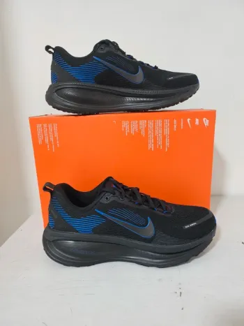 Nike Vomero 18 Running Shoes d'occasion