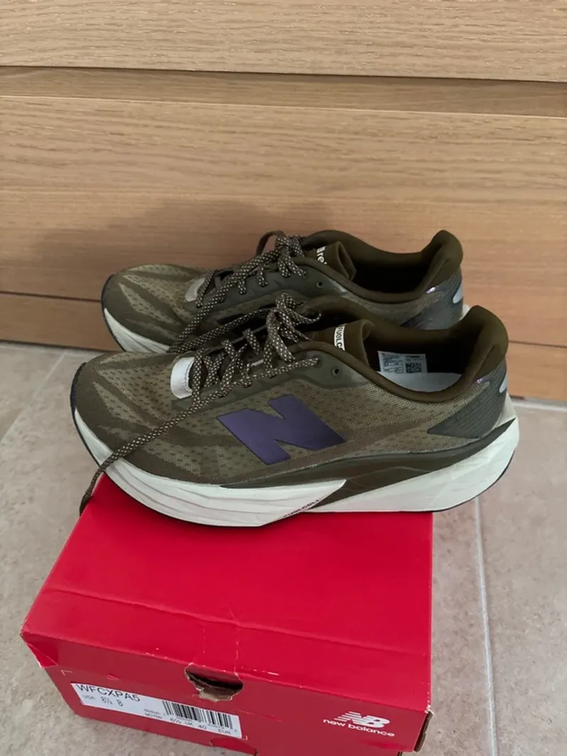 Used New Balance FuelCell Rebel v5 Running Shoes