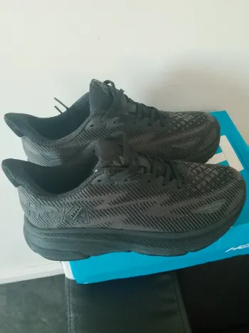 Hoka Shoes Running Shoes d'occasion