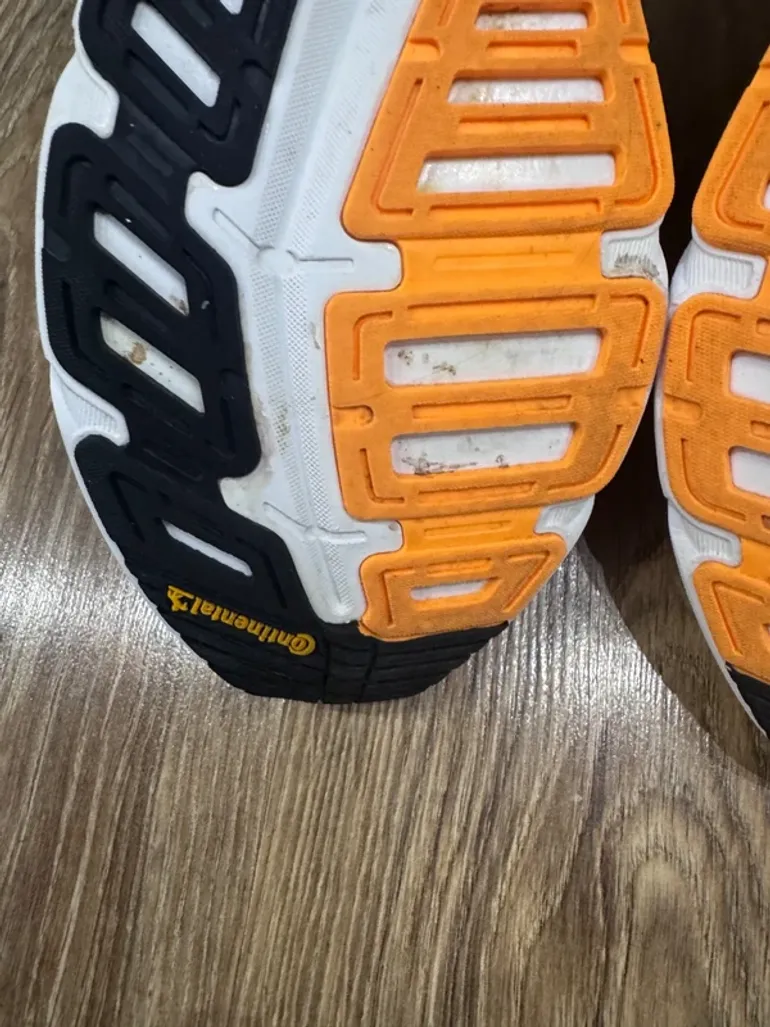 Käytetty Adidas Adistar GX3014 bike — kuva 13 / 15