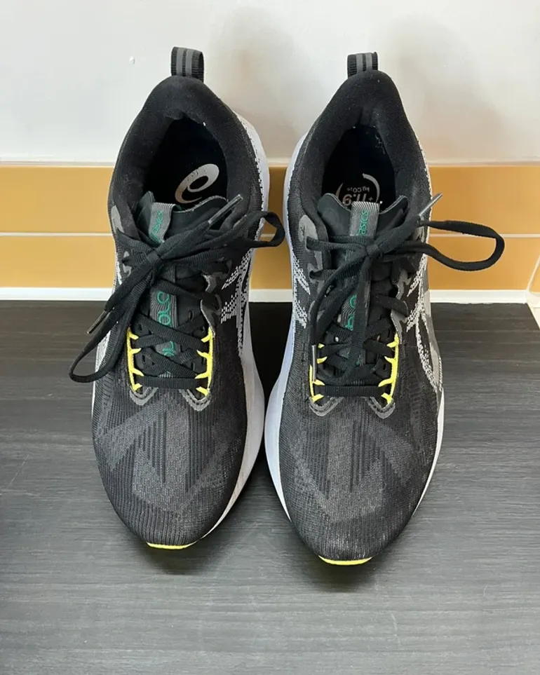 Used Asics Novablast 5 bike — image 2 of 12