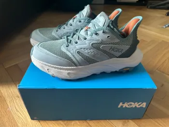 Used Hoka Anacapa Freedom 2 Running Shoes