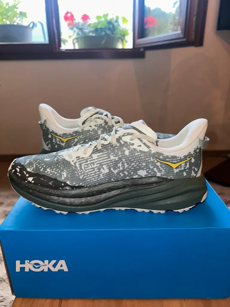 Hoka Speedgoat 6 GTX bike d'occasion — image 4 sur 5