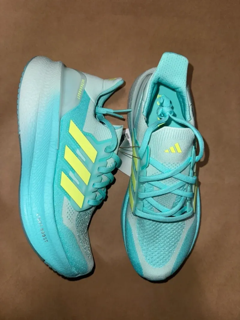 Adidas Ultraboost 5 Running Shoes d'occasion
