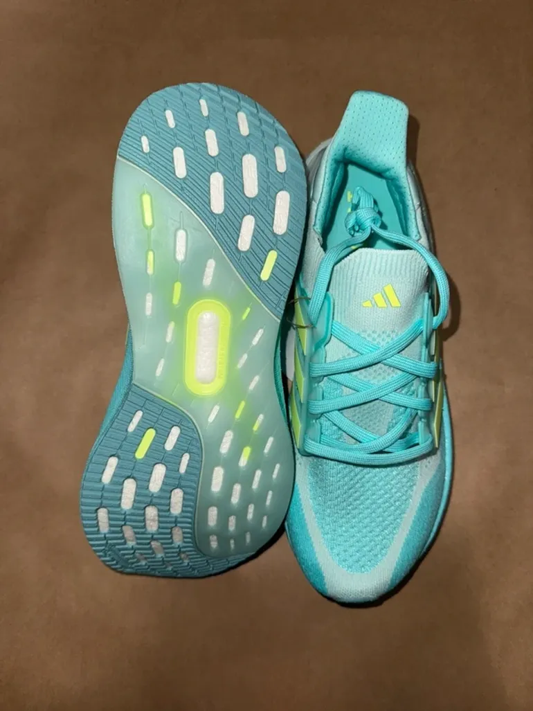 Used Adidas Ultraboost 5 bike — image 3 of 4