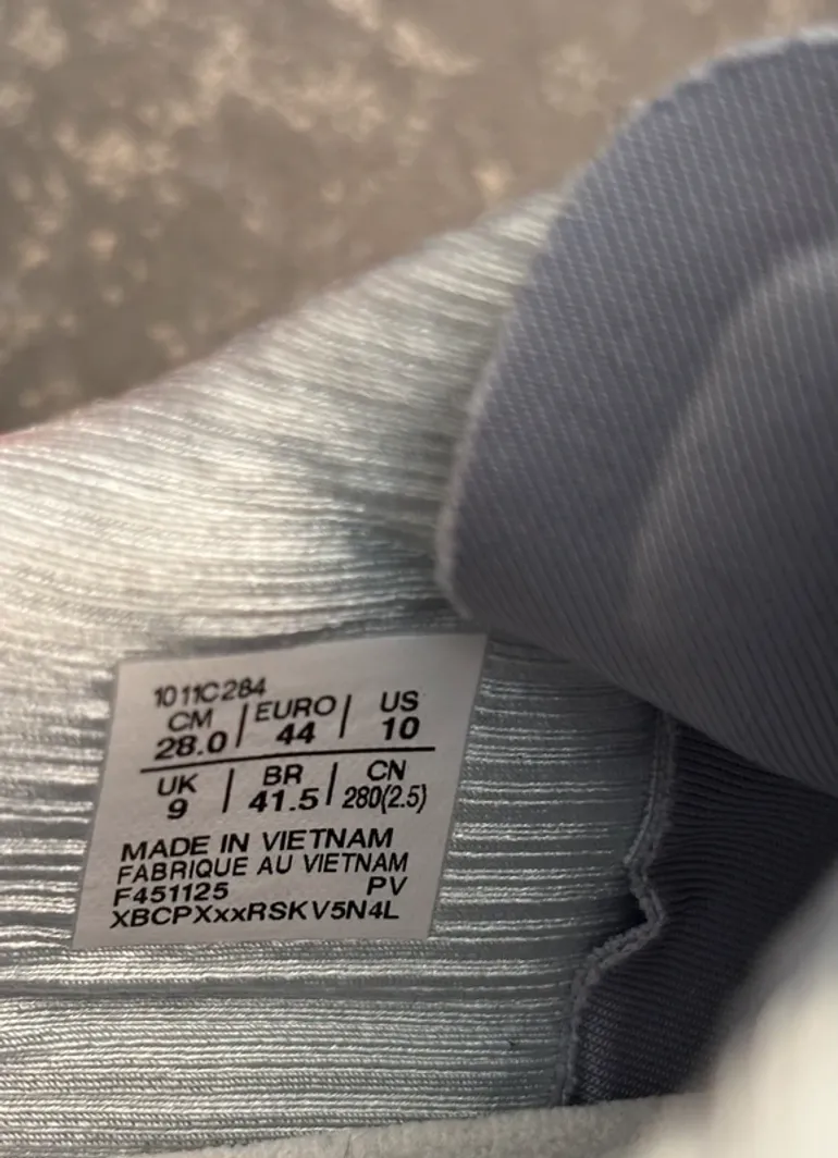 Used Asics Gel Kayano 32 2026 bike — image 3 of 3
