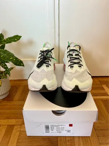 Used Nike ZoomX Vaporfly Next% 4 bike — image 4 of 7