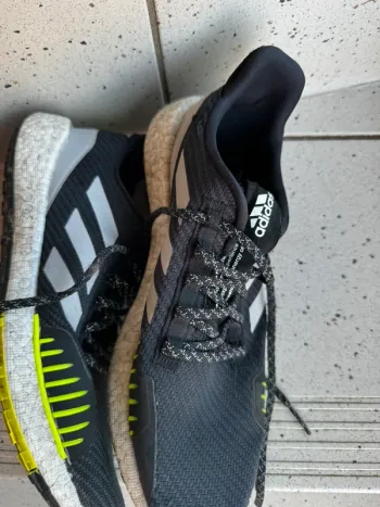 Käytetty Adidas PulseBoost HD Winter bike — kuva 2 / 3