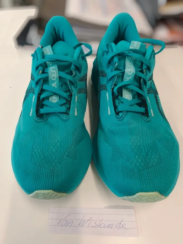 Used Asics Novablast 5 bike — image 3 of 4
