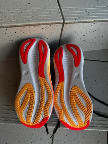 Used Asics Gel Nimbus 27 bike — image 3 of 6