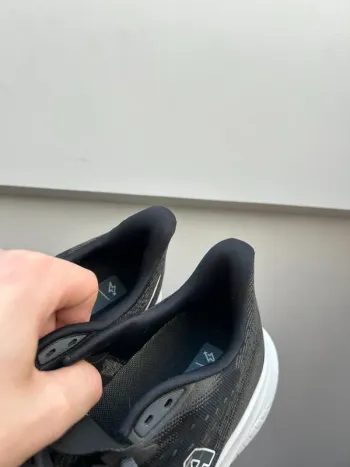 Tweedehands Hoka Mach 6 bike — afbeelding 9 van 10