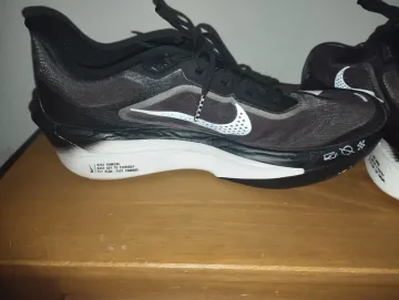 Nike Performance Running Shoes usato