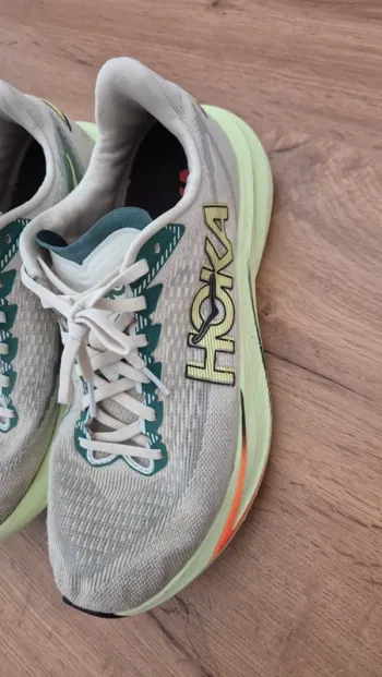 Used Hoka Mach7 bike — image 3 of 7