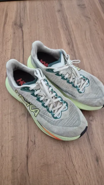 Used Hoka Mach7 Running Shoes