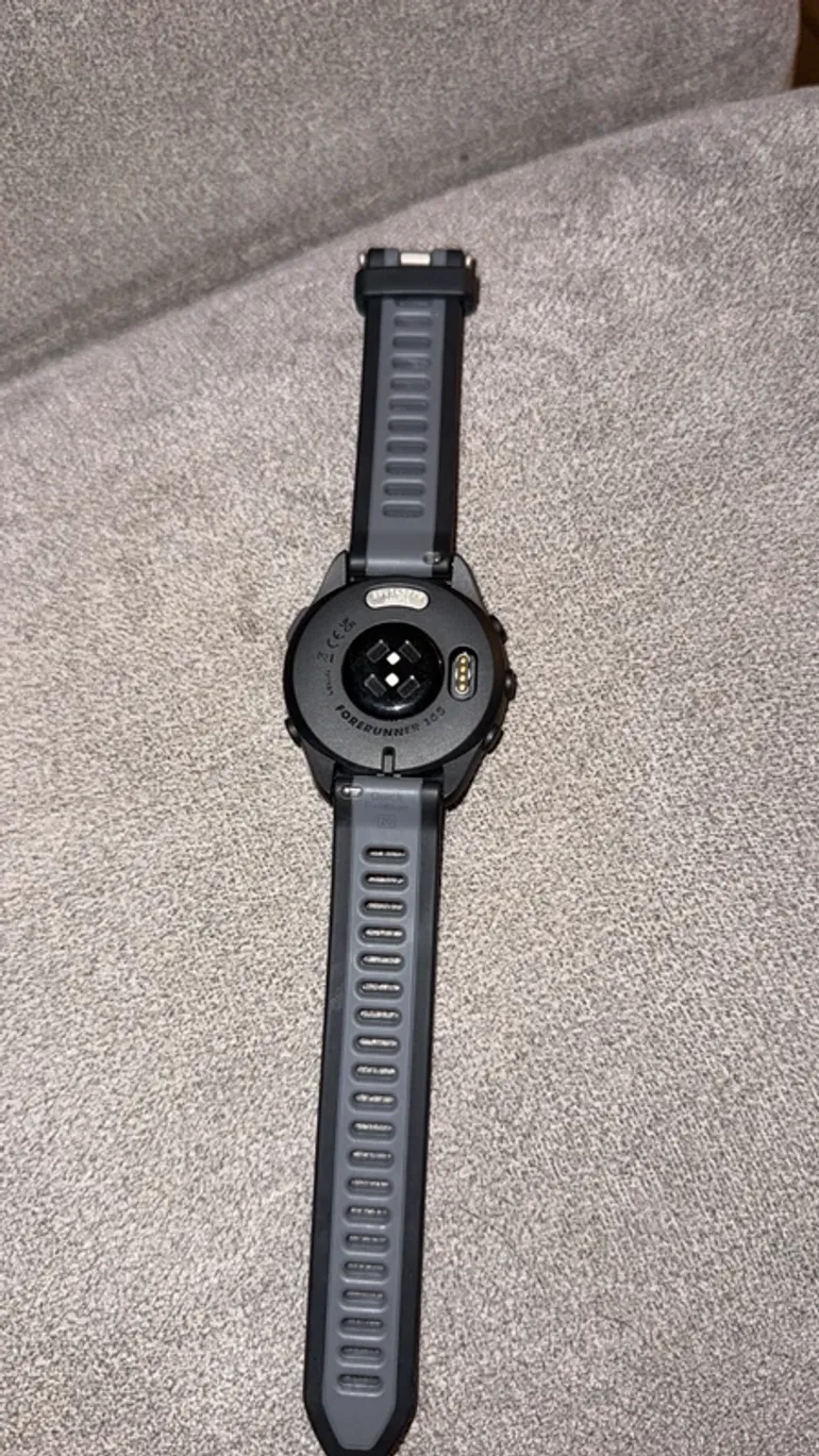 Used Garmin Forerunner 165 Music bike — image 2 of 3