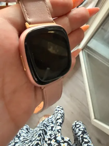 Used Fitbit Versa 4 bike — image 4 of 5