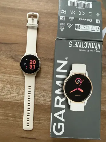 Used Garmin Vivoactive 5 Electronics