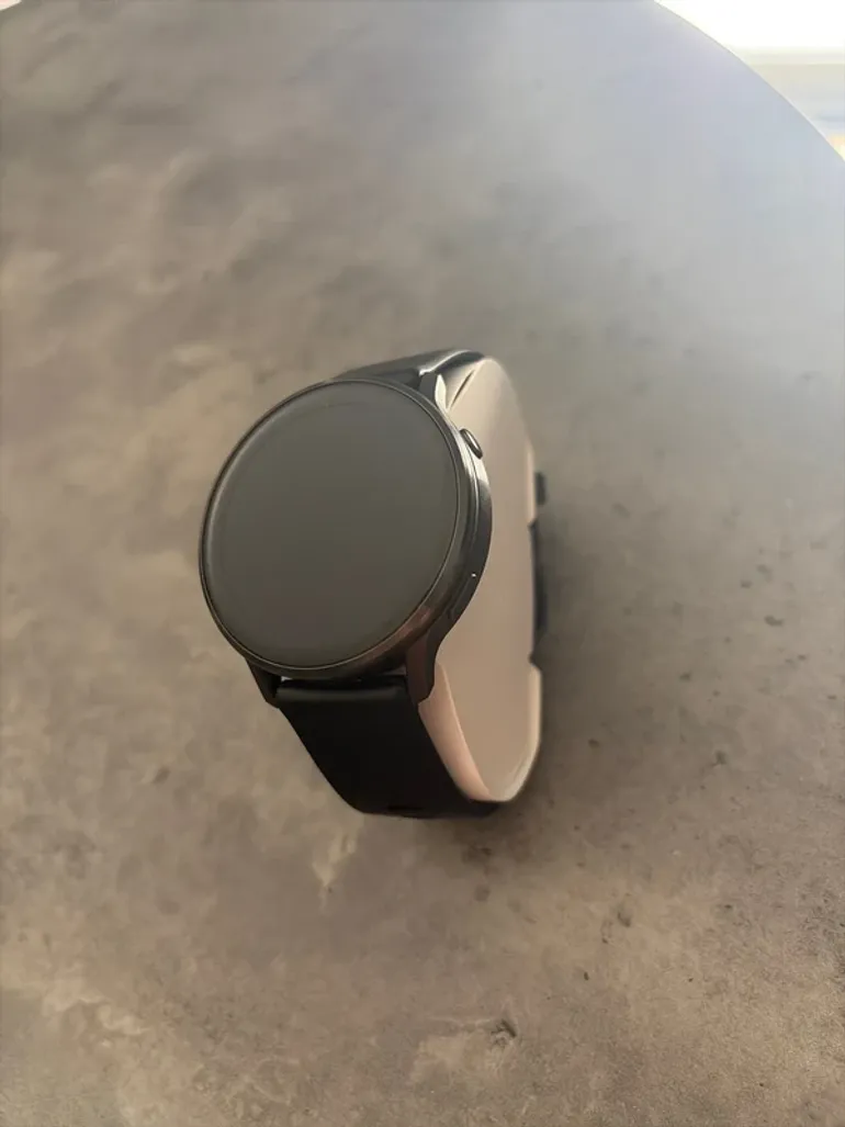 Used Garmin Venu 4 bike — image 3 of 4