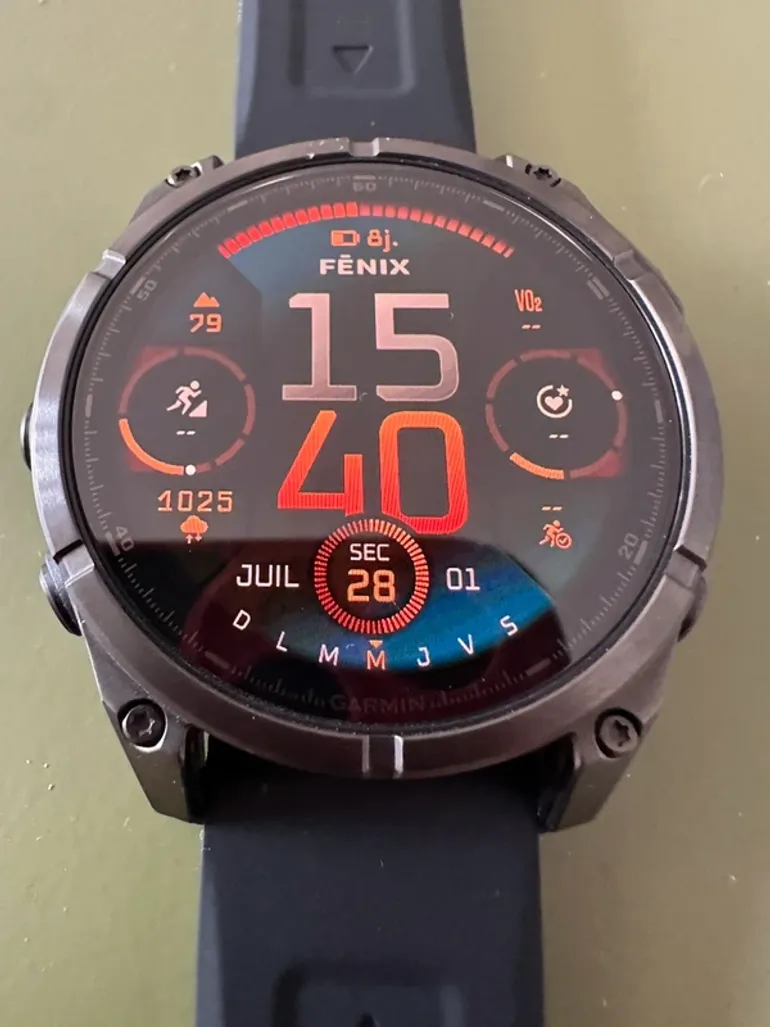 Used Premium Fenix 8 AMOLED Sapphire Titanium 47 mm bike — image 3 of 14