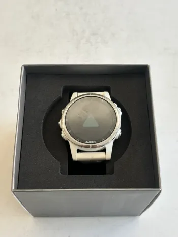Tweedehands Garmin Fenix 5S Plus Sapphire Electronics