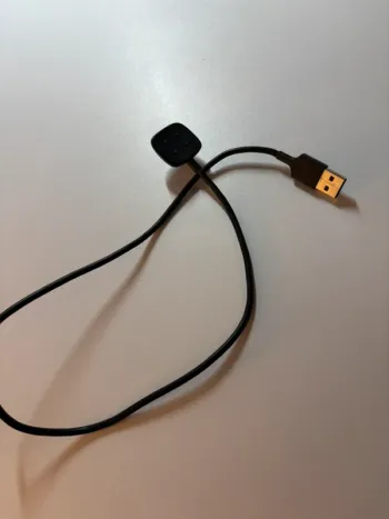 Used Fitbit Versa 3 bike — image 3 of 3