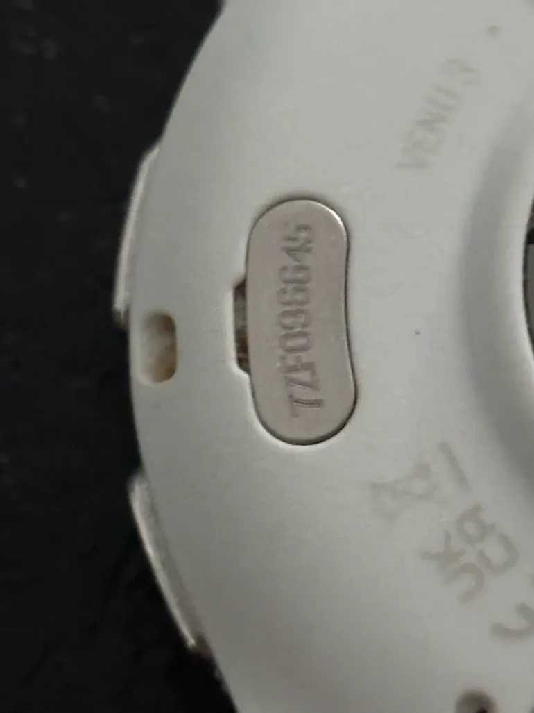Used Garmin Venu 3 bike — image 5 of 7