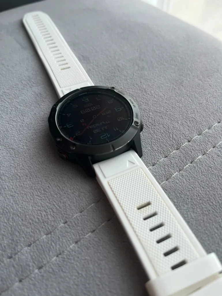 Used Garmin Fenix 6 Pro bike — image 11 of 14