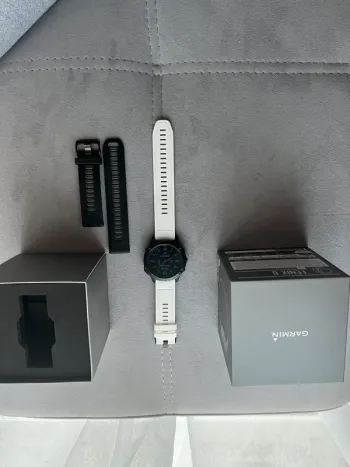 Used Garmin Fenix 6 Pro bike — image 10 of 14