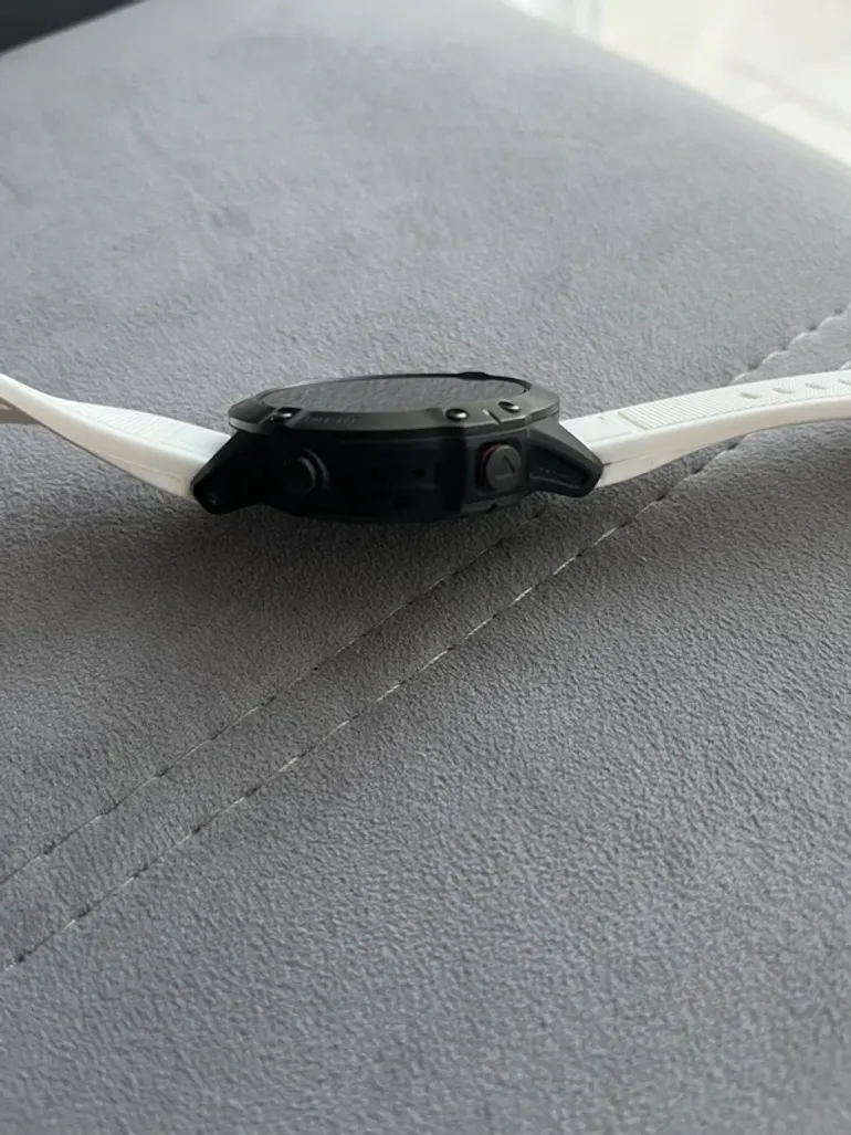 Used Garmin Fenix 6 Pro bike — image 14 of 14