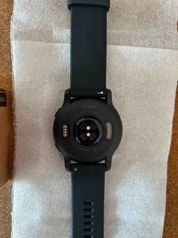 Used Garmin Venu 2 bike — image 3 of 3