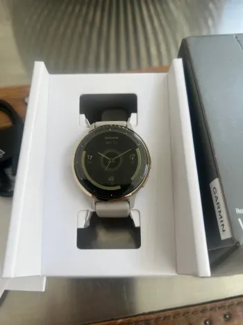 Brugt Garmin Venu 3S Electronics
