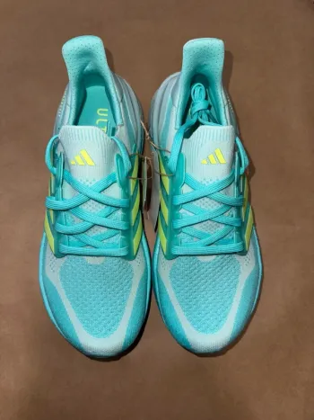 Used Adidas Ultraboost 5 W bike — image 2 of 5