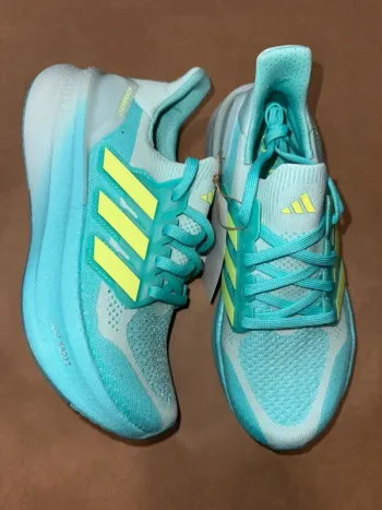 Gebrauchtes Adidas Ultraboost 5 W Running Shoes