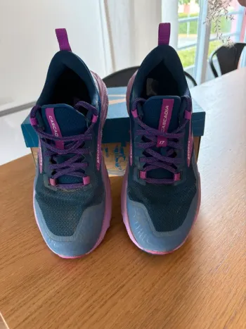 Gebrauchtes Brooks Cascadia 17 W Running Shoes