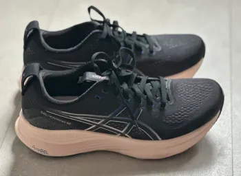 Gebrauchtes Asics Gel-Kayano 32 Running Shoes