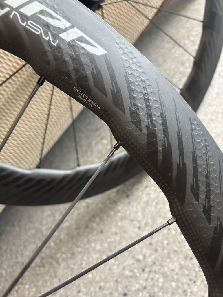 Brugt Zipp 454 NSW TL Hookless 2025 bike — billede 8 af 8