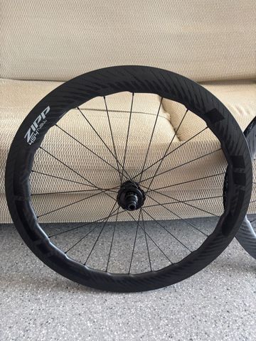 Używany Zipp 454 NSW TL Hookless 2025 bike — zdjęcie 5 z 8