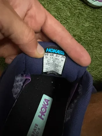 Used Hoka Mafate Speed 4 bike — image 3 of 7