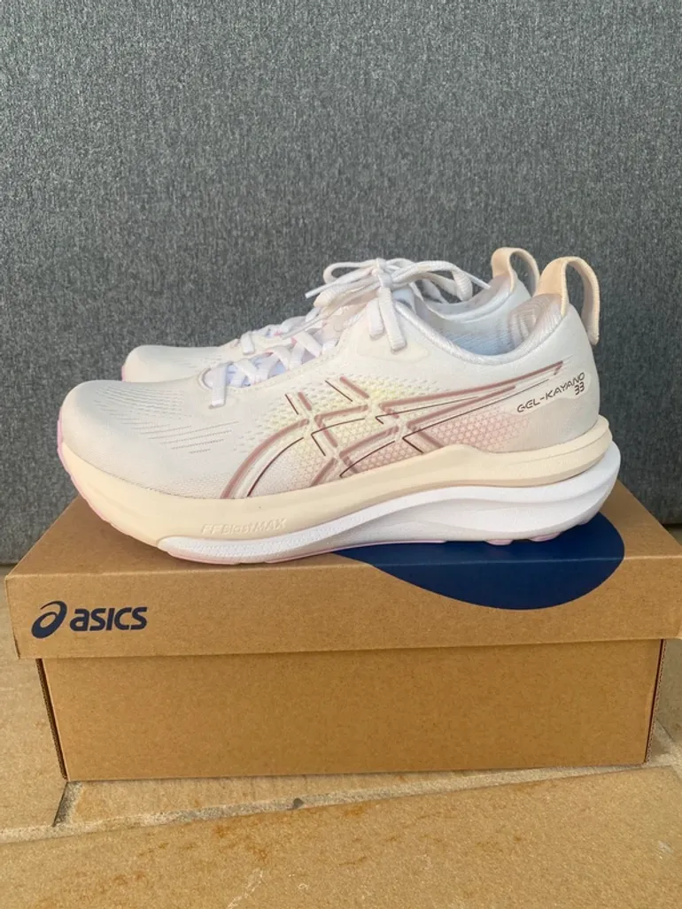 Gebrauchtes Asics Gel Kayano 33 2026 bike — Bild 2 von 11