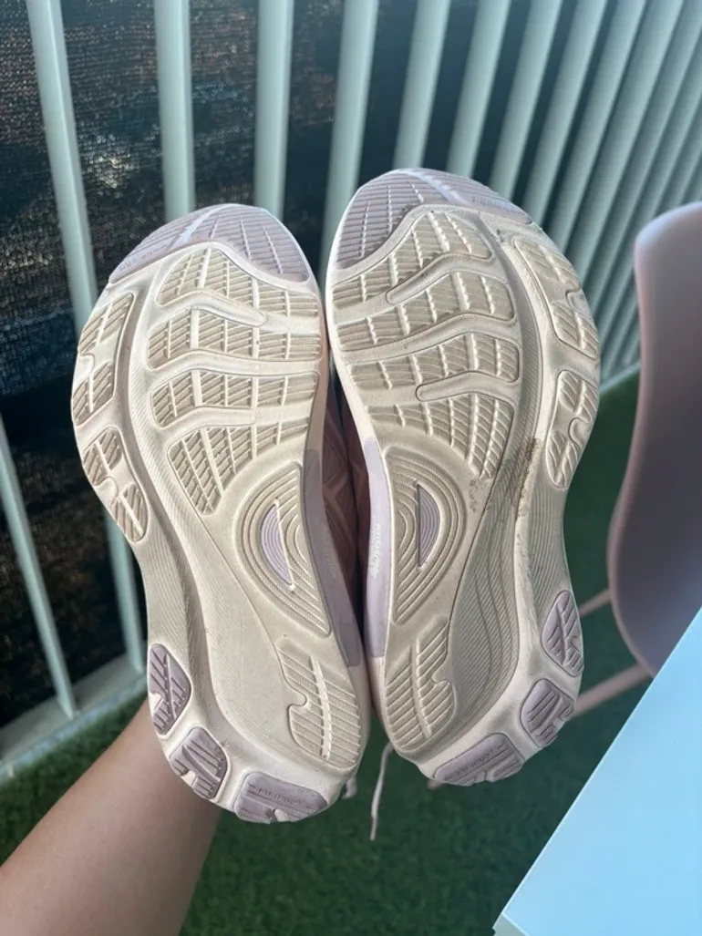 Używany Asics Gel Kayano 32 bike — zdjęcie 4 z 4