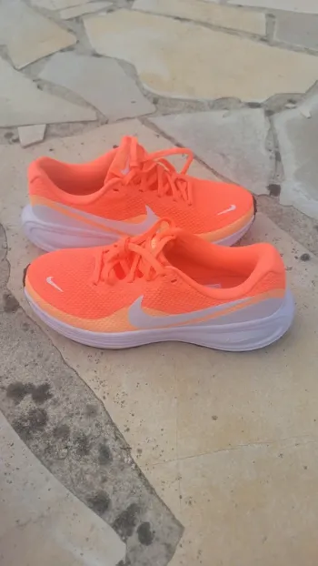Orange Nike Revolution 8 bike de segunda mano — imagen 3 de 8