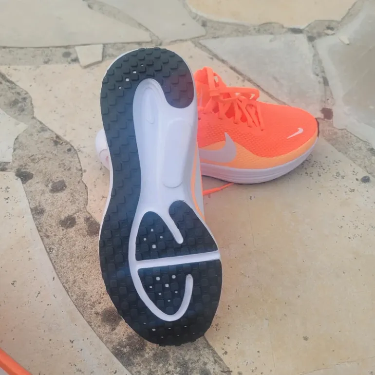 Orange Nike Revolution 8 bike de segunda mano — imagen 4 de 8
