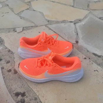 Orange Nike Revolution 8 bike de segunda mano — imagen 2 de 8