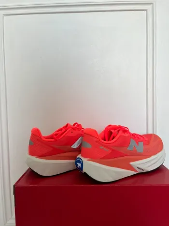 Použité Orange New Balance Running Shoes bike — obrázek 3 z 9
