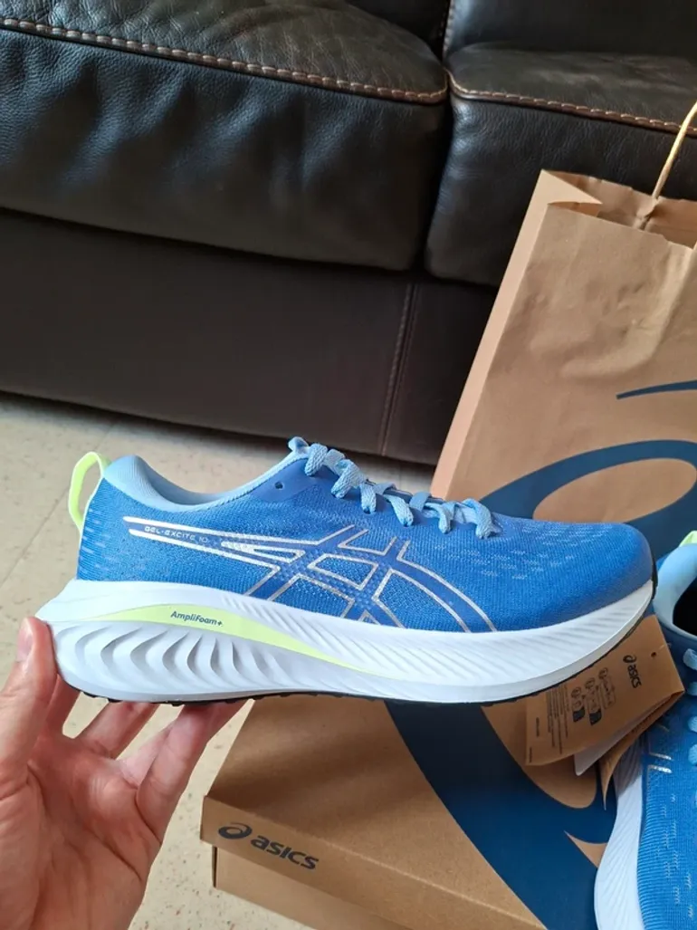 Brugt Asics Running Shoes bike — billede 11 af 12