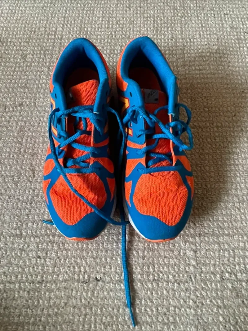 Used New Balance trainers Running Shoes