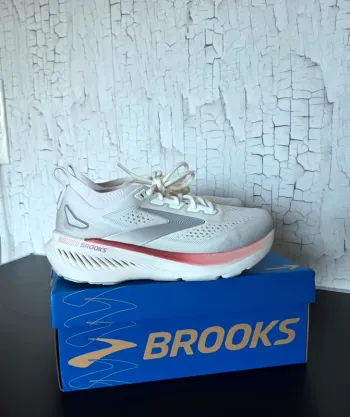 Used Brooks Glycerin GTS 23 bike — image 6 of 14