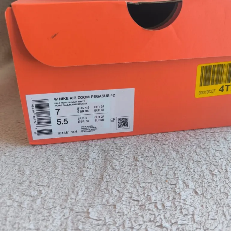 Used Pegasus Nike Air Zoom 42 bike — image 9 of 9